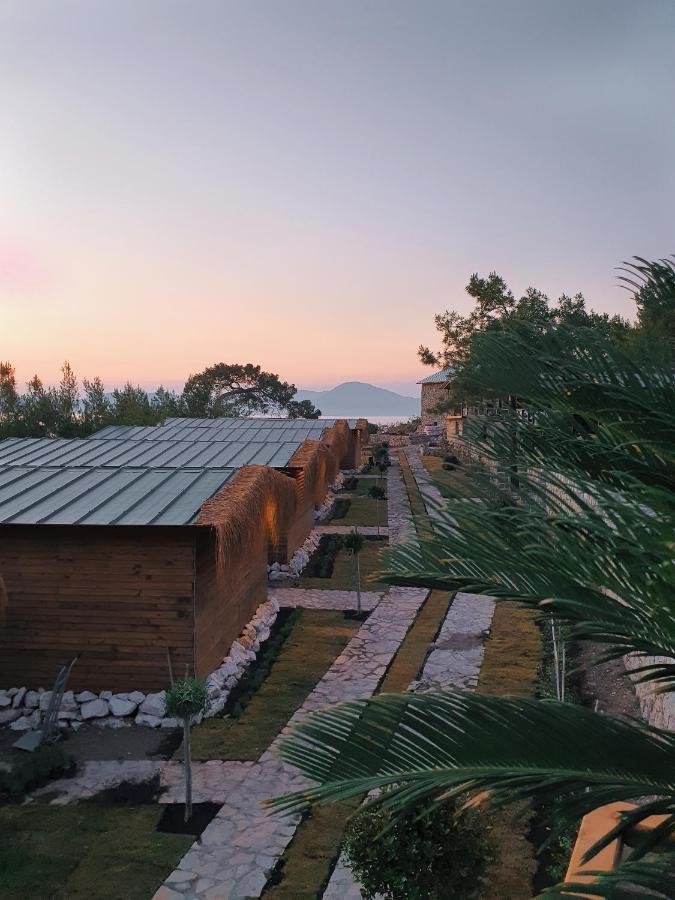 Rocas Roja Beach Hotel Faralya Eksteriør billede